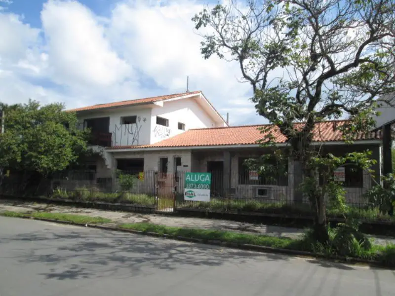 Casa com 4 Quartos para Alugar, 700 m² por R$ 7.000/Mês Sarandi, Porto Alegre - RS