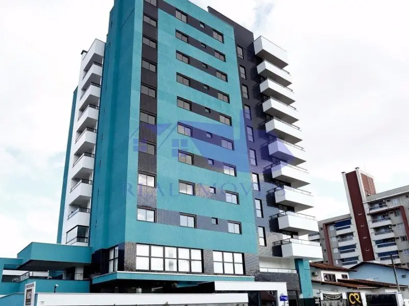 Apartamento com 3 Quartos à Venda, 151 m² por R$ 545.863 Saguaçú, Joinville - SC
