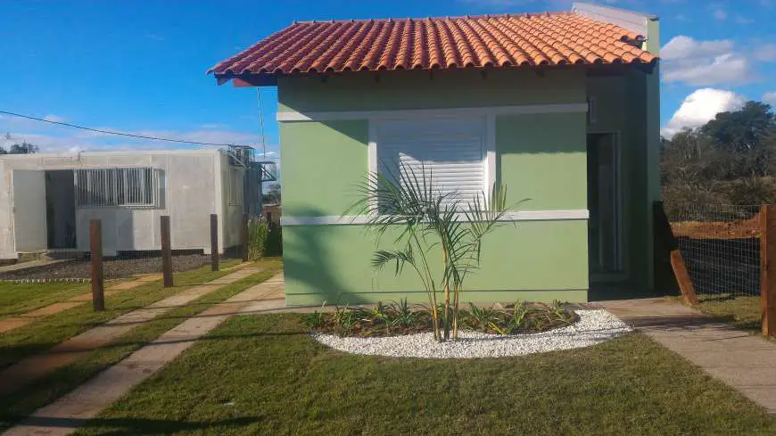 Casa de Condomínio com 2 Quartos à Venda, 48 m² por R$ 156.600 Estrada da Pedreira, 3780 - Berto Círio, Nova Santa Rita - RS