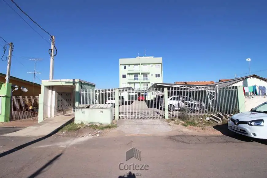 Apartamento com 2 Quartos para Alugar, 52 m² por R$ 550/Mês Rua Maria Zeneide da Silva, 234 - Rio Pequeno, São José dos Pinhais - PR