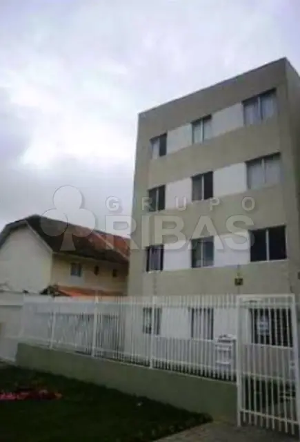 Apartamento com 2 Quartos à Venda, 51 m² por R$ 168.000 Santa Cândida, Curitiba - PR