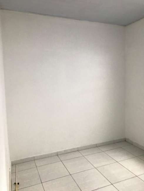 Casa com 1 Quarto para Alugar, 50 m² por R$ 1.200/Mês Rua Soares de Avellar, 74 - Vila Monte Alegre, São Paulo - SP