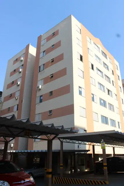 Apartamento com 3 Quartos para Alugar por R$ 890/Mês Rua Doutor Saulo Porto Virmond - Jardim Novo Horizonte, Maringá - PR