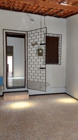 Casa com 1 Quarto para Alugar, 60 m² por R$ 480/Mês Rua Alagoas, 1505 - Demócrito Rocha, Fortaleza - CE