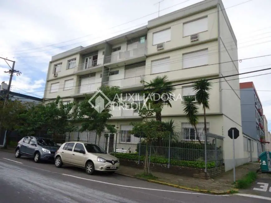 Apartamento com 3 Quartos à Venda, 123 m² por R$ 250.000 Rua Teixeira Mendes, 1670 - Cinquentenário, Caxias do Sul - RS