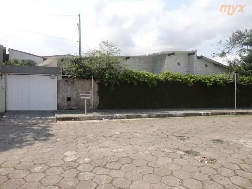 Casa com 2 Quartos à Venda, 162 m² por R$ 340.000 Rua Doutor Orlando Drumond Murgel - Vila Cascatinha, São Vicente - SP