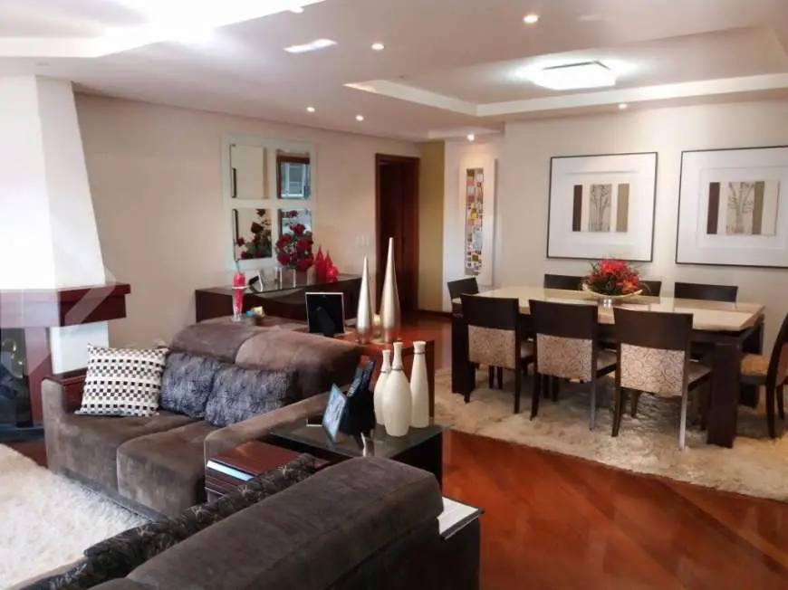 Apartamento com 4 Quartos à Venda, 195 m² por R$ 895.000 Rua Heller, 243 - Centro, Novo Hamburgo - RS