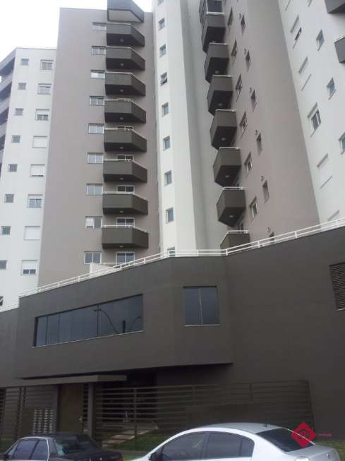 Apartamento com 3 Quartos à Venda, 100 m² por R$ 400.000 Avenida Júlio de Castilhos, 4485 - Cinquentenário, Caxias do Sul - RS