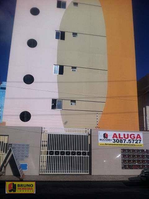 Apartamento com 2 Quartos para Alugar, 57 m² por R$ 700/Mês Parquelândia, Fortaleza - CE