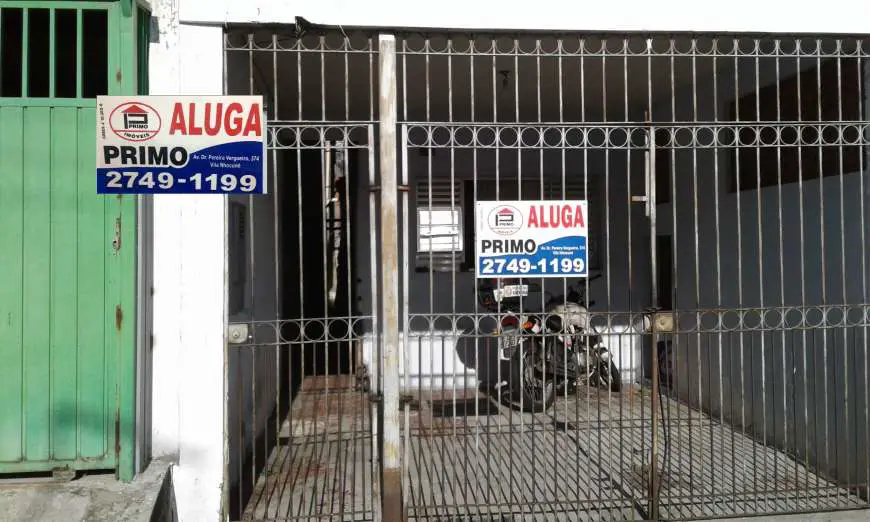 Casa com 1 Quarto para Alugar, 40 m² por R$ 600/Mês Rua Alves Maldonado, 569 - Vila Nhocune, São Paulo - SP