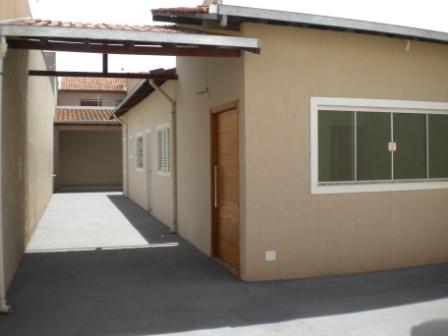 Casa com 3 Quartos para Alugar, 145 m² por R$ 1.500/Mês Jardim Hermínio Bueno, Mogi Guaçu - SP