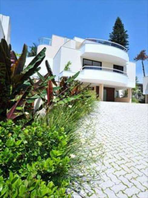 Casa de Condomínio com 4 Quartos para Alugar, 518 m² por R$ 21.000/Mês Jardim Prudência, São Paulo - SP