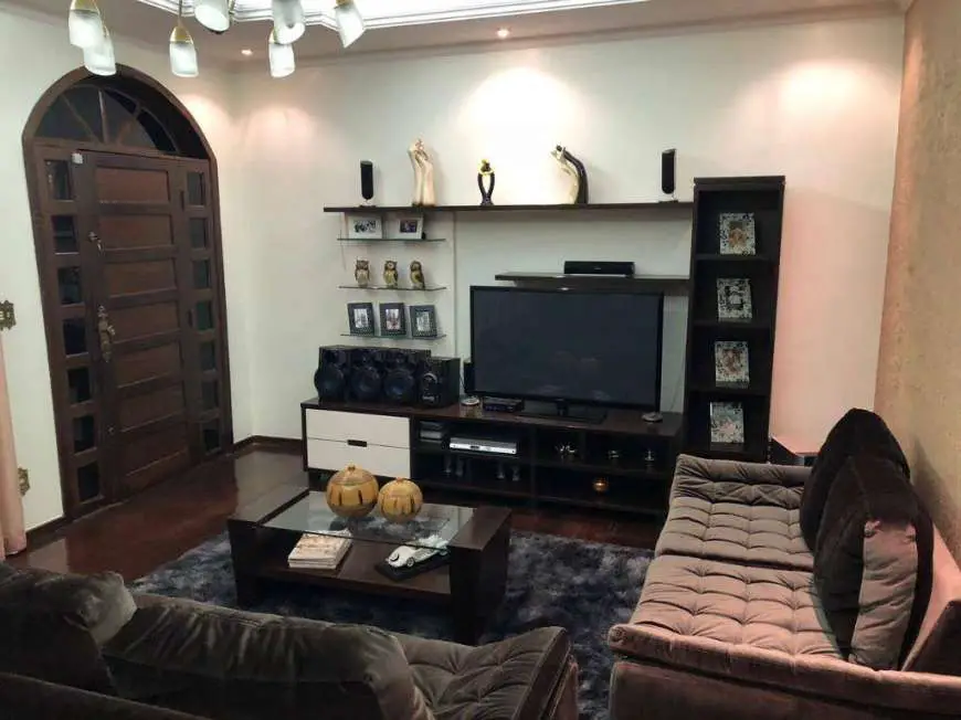 Casa com 3 Quartos à Venda, 360 m² por R$ 1.150.000 Camargos, Belo Horizonte - MG