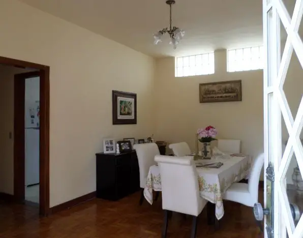 Casa com 4 Quartos à Venda, 244 m² por R$ 1.050.000 Rua Souza Bastos, 166 - Floresta, Belo Horizonte - MG