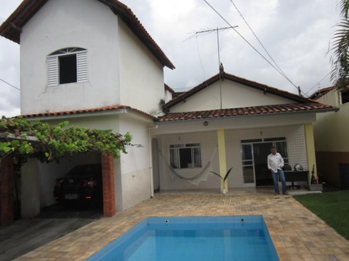 Casa com 4 Quartos à Venda, 230 m² por R$ 680.000 Rua Adão Maciel - Aarão Reis, Belo Horizonte - MG