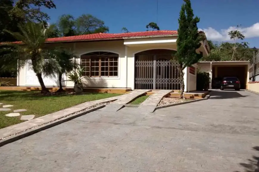 Casa com 3 Quartos à Venda, 190 m² por R$ 650.000 Centro, Águas Mornas - SC