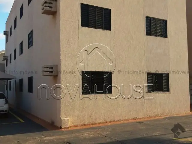 Apartamento com 3 Quartos à Venda, 82 m² por R$ 220.000 São Francisco, Campo Grande - MS