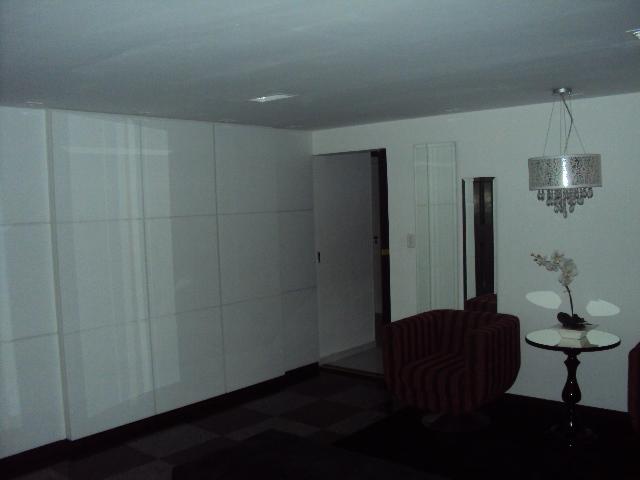 Apartamento com 3 Quartos para Alugar, 90 m² por R$ 2.100/Mês Rua Wenceslau Brás - Santa Paula, São Caetano do Sul - SP