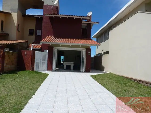 Casa com 3 Quartos para Alugar, 150 m² por R$ 750/Dia Avenida Beira Mar - Zona Nova, Capão da Canoa - RS