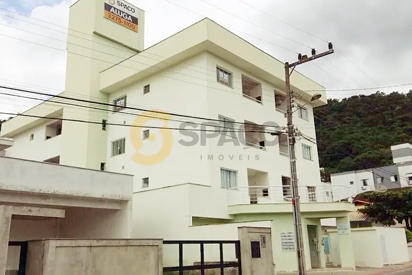 Apartamento com 1 Quarto para Alugar por R$ 650/Mês Vila Nova, Jaraguá do Sul - SC