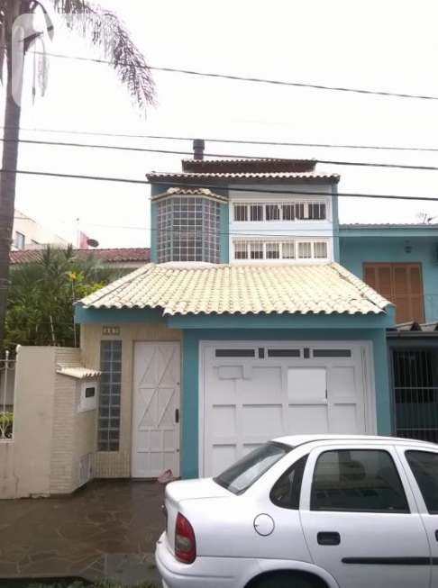 Casa com 3 Quartos à Venda por R$ 750.000 Rua General Daltro Filho, 397 - Nossa Senhora de Fátima, Santa Maria - RS