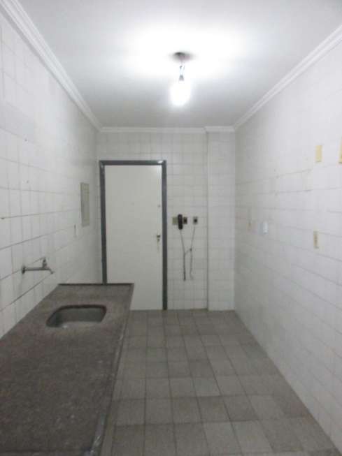 Apartamento com 3 Quartos para Alugar, 117 m² por R$ 1.600/Mês Grageru, Aracaju - SE
