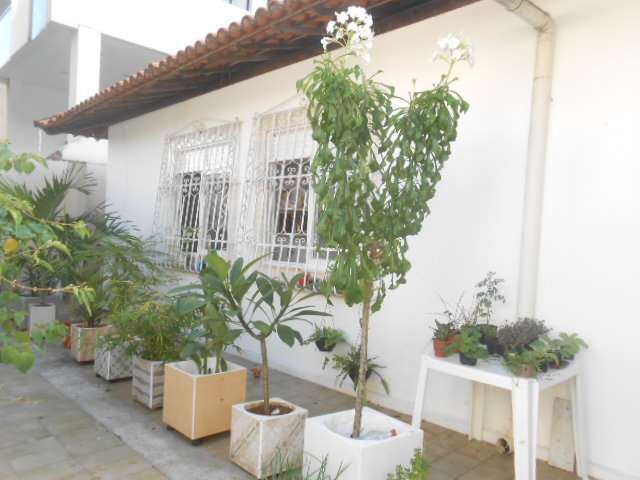 Casa com 4 Quartos à Venda, 380 m² por R$ 1.300.000 Alameda Gênova - Pituba, Salvador - BA