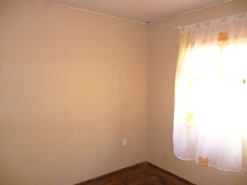 Casa com 2 Quartos para Alugar por R$ 780/Mês Rua Minuano, 466 - Sitio Sobrado, Gravataí - RS