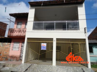 Casa com 3 Quartos à Venda, 220 m² por R$ 290.000 Rua Cumbica - Maracangalha, Belém - PA