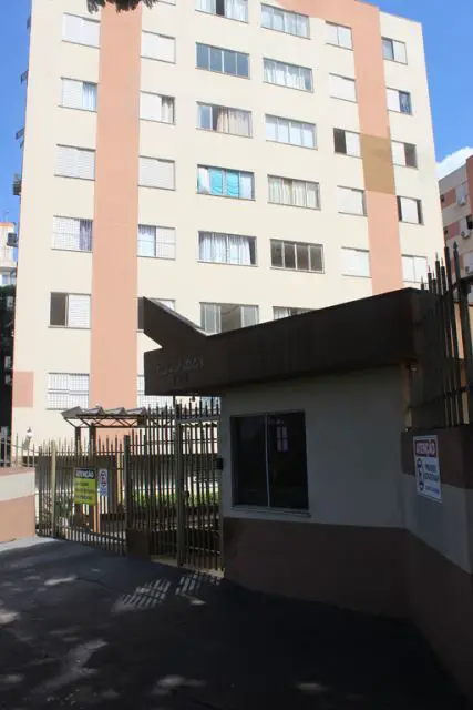Apartamento com 3 Quartos para Alugar por R$ 700/Mês Rua Doutor Saulo Porto Virmond - Jardim Novo Horizonte, Maringá - PR
