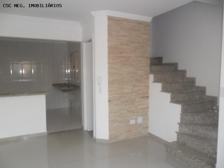 Sobrado com 2 Quartos para Alugar, 85 m² por R$ 1.550/Mês Rua Monte das Gameleiras, 425 - Vila Ré, São Paulo - SP