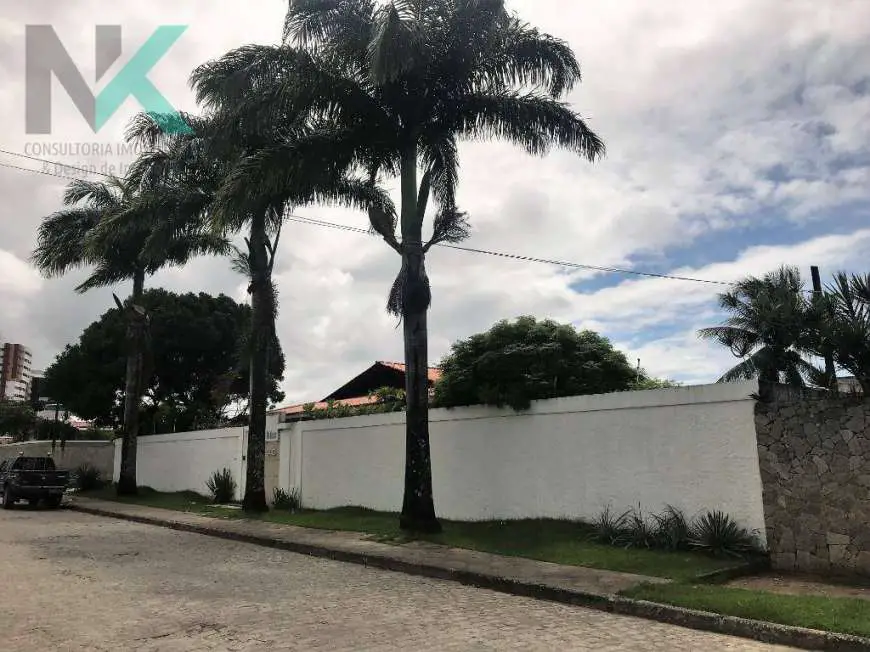 Casa com 3 Quartos à Venda, 400 m² por R$ 900.000 Rua Doutor Jovino Lopes Lira - Pinheiro, Maceió - AL