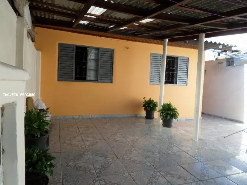 Casa com 2 Quartos à Venda por R$ 250.000 Rua Inair da Silva Duarte - Pinheirinho, Curitiba - PR