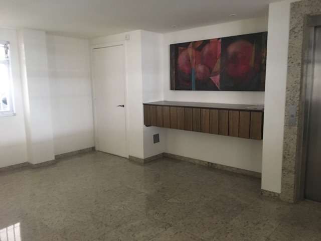 Apartamento com 4 Quartos à Venda, 176 m² por R$ 620.000 Rua Genoveva de Souza, 1241 - Sagrada Família, Belo Horizonte - MG