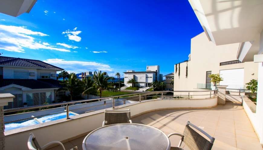 Casa com 7 Quartos para Alugar, 1000 m² por R$ 6.000/Dia Jurerê Internacional, Florianópolis - SC