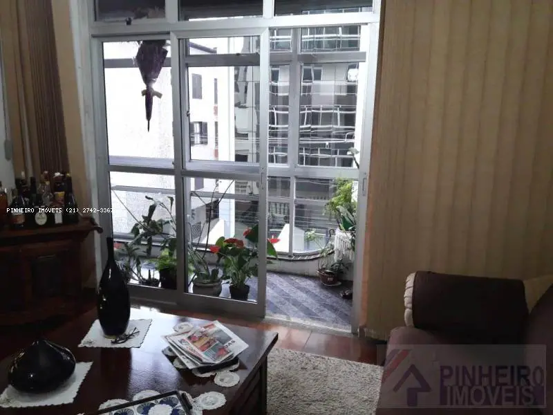 Apartamento com 3 Quartos à Venda, 113 m² por R$ 680.000 Rua Doutor José Mendonça Clark - Varzea, Teresópolis - RJ