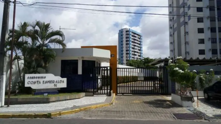 Apartamento com 3 Quartos para Alugar, 117 m² por R$ 1.600/Mês Grageru, Aracaju - SE