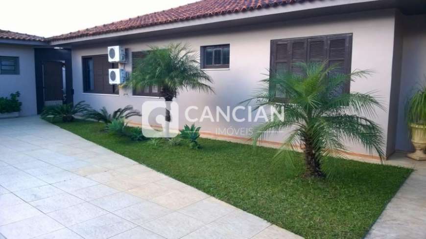 Casa com 4 Quartos à Venda por R$ 1.230.000 Rua Martins Pena, 75 - Camobi, Santa Maria - RS