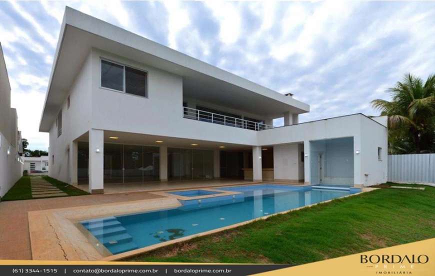 Casa com 5 Quartos para Alugar, 900 m² por R$ 30.000/Mês Shis Qi 9 - Setor de Habitacoes Individuais Sul, Brasília - DF