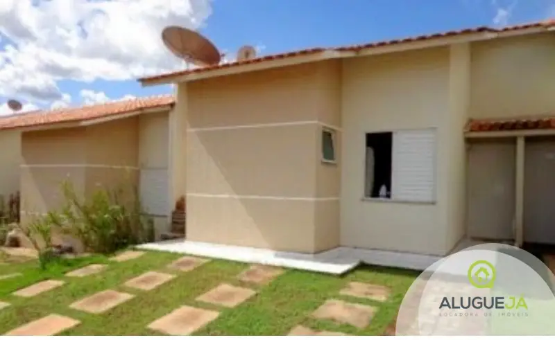 Casa com 3 Quartos para Alugar, 80 m² por R$ 1.300/Mês Avenida B - Parque Residencial das Nações Indígenas, Cuiabá - MT