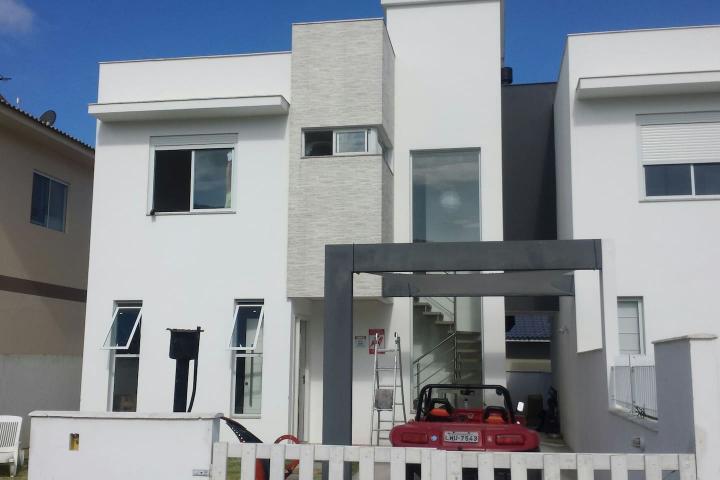 Casa com 3 Quartos para Alugar, 120 m² por R$ 500/Dia São João do Rio Vermelho, Florianópolis - SC
