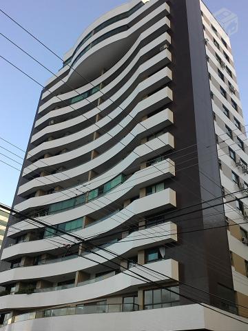 Apartamento com 4 Quartos à Venda, 360 m² por R$ 1.900.000 Rua Cristóvão de Barros, 43 - Treze de Julho, Aracaju - SE
