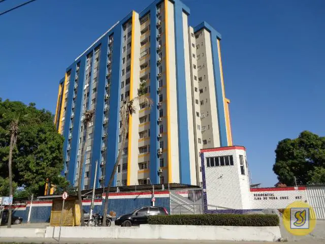 Apartamento com 3 Quartos para Alugar por R$ 800/Mês Avenida General Osório de Paiva, 857 - Parangaba, Fortaleza - CE
