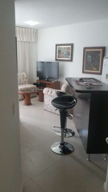 Flat com 1 Quarto para Alugar, 53 m² por R$ 1.000/Mês Avenida Tancredo Neves, 231 - Caminho Das Árvores, Salvador - BA