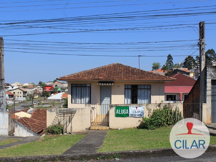 Casa com 2 Quartos para Alugar, 70 m² por R$ 550/Mês Bairro Alto, Curitiba - PR