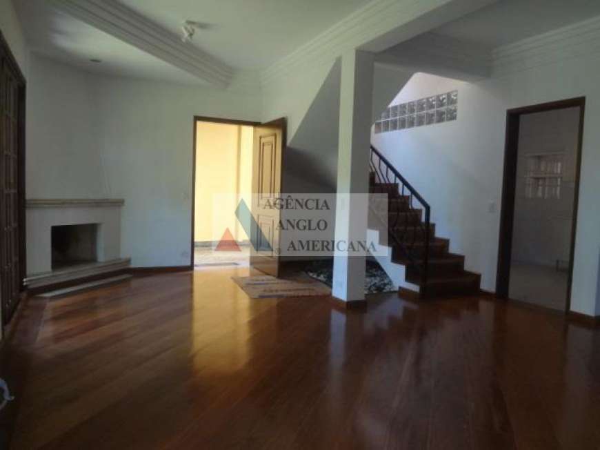 Casa com 4 Quartos para Alugar, 250 m² por R$ 6.500/Mês Alto Da Boa Vista, São Paulo - SP