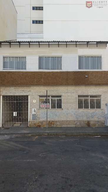 Casa com 4 Quartos para Alugar, 68 m² por R$ 2.800/Mês São Mateus, Juiz de Fora - MG