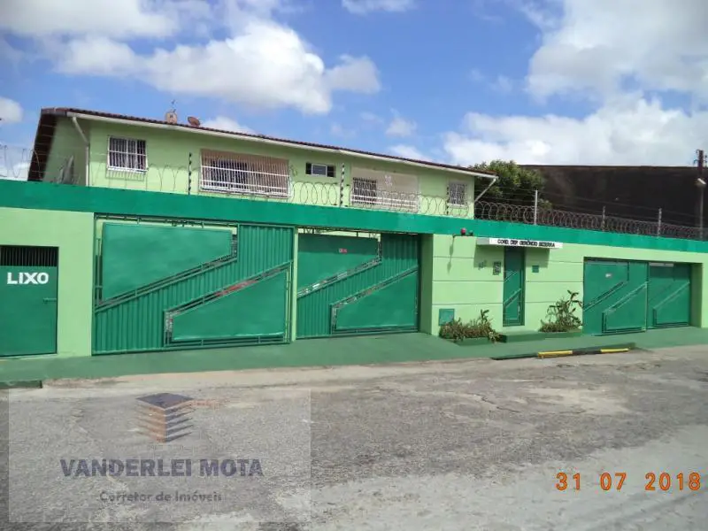 Apartamento com 3 Quartos à Venda, 72 m² por R$ 175.000 Rua Francisco Mendes de Oliveira, 802 - Quintino Cunha, Fortaleza - CE