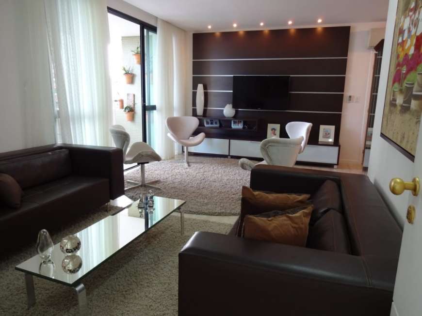 Apartamento com 3 Quartos para Alugar, 200 m² por R$ 5.500/Mês Ponta Negra, Manaus - AM