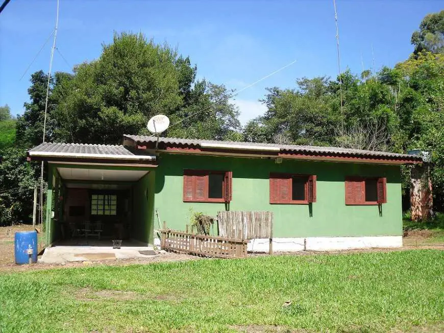Chácara com 3 Quartos à Venda, 80 m² por R$ 370.000 Zona Rural, Triunfo - RS